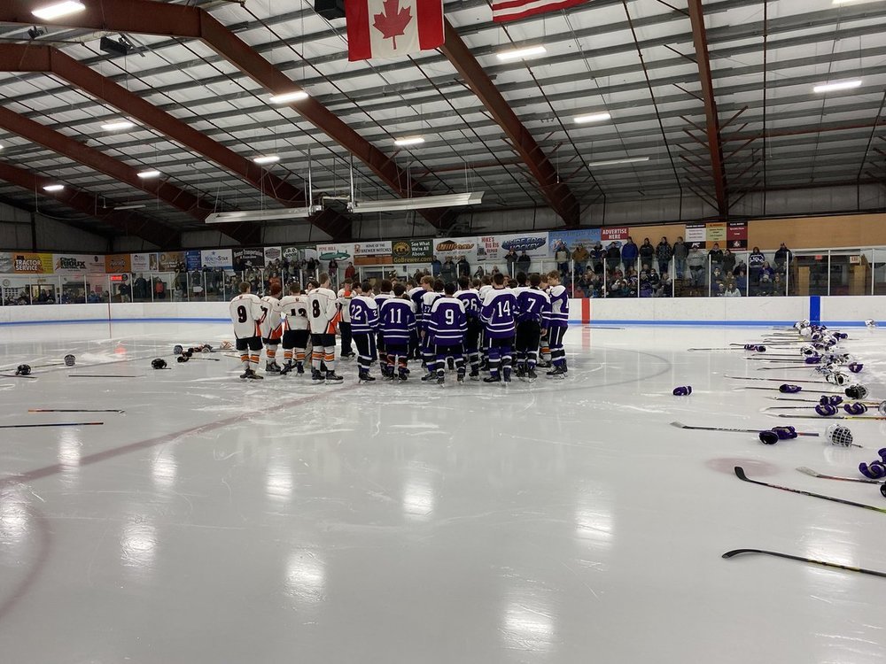 Hampden Ice Hockey Team Joins Brewer to Honor Parkhurst Family